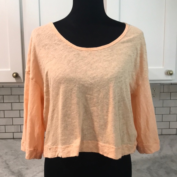 Free People Tops - Free People T Shirt Top Womens XS Peach Belle of Georgia Baggy 3/4 Sleeve Coast